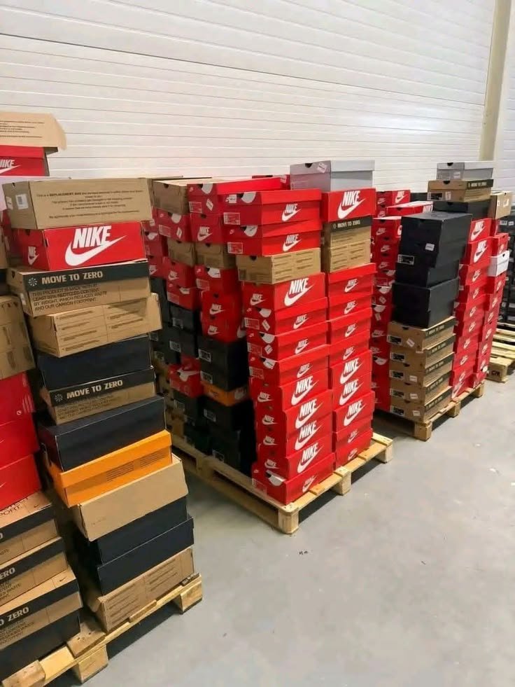 Nike SHOES Pallet