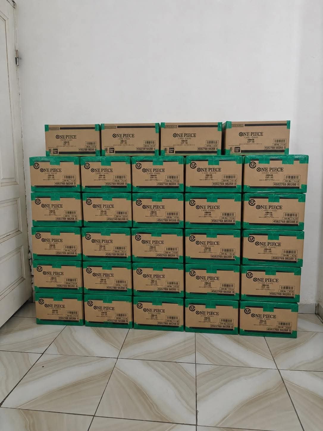 ONE PIECE TCG MIXED CASE PALLET