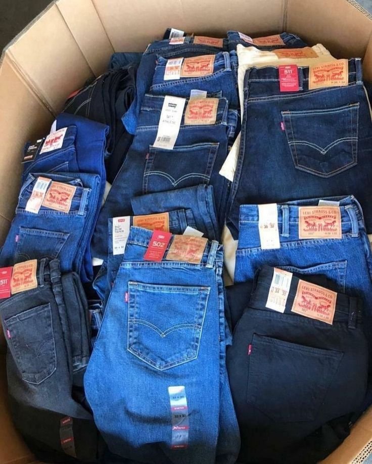 LEVI’S JEANS LIQUIDATION PALLET